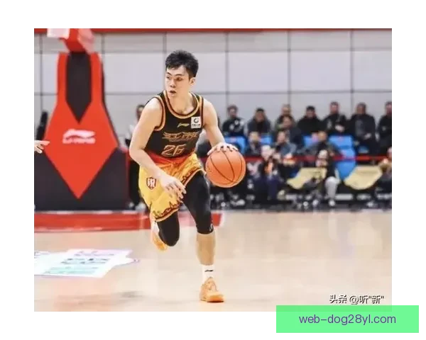 四场20加庞峥麟蝉联月度星锐